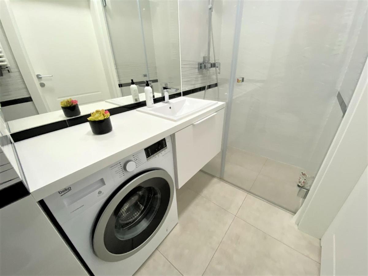 Exclusive 2Br! Apartment In Center +Netflix +Gym Warszawa Eksteriør bilde